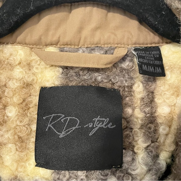 RD Style Toffee Alicia Boucle Coat Size Medium - Picture 5 of 13